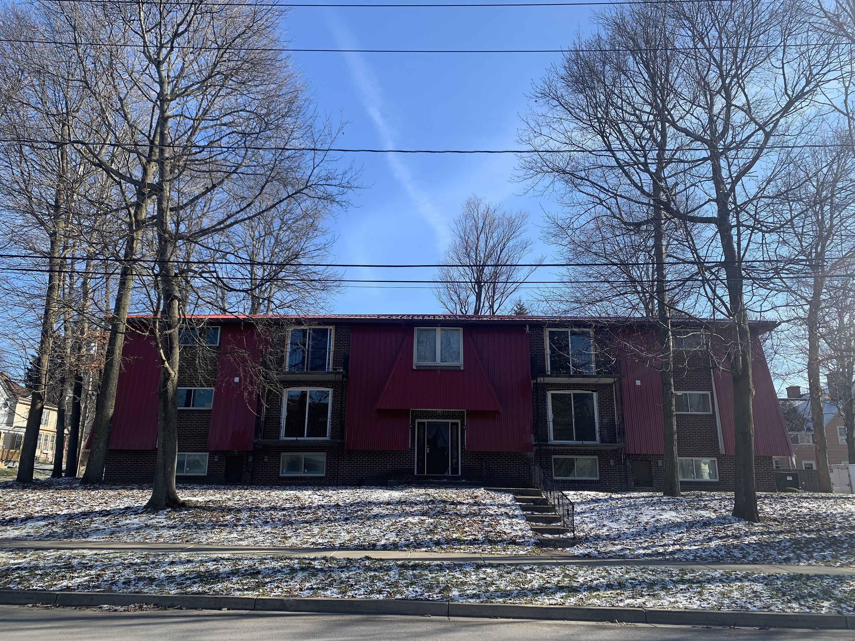 300 Lakeview Ave - 8