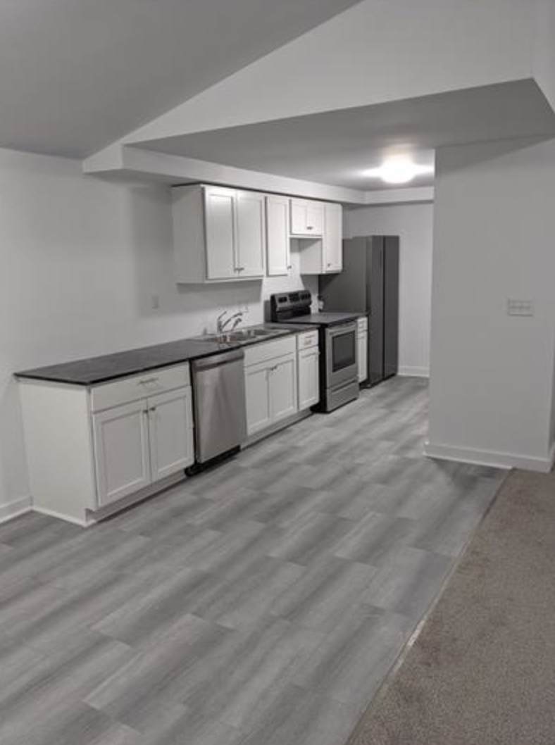 300 Lakeview Ave - 8